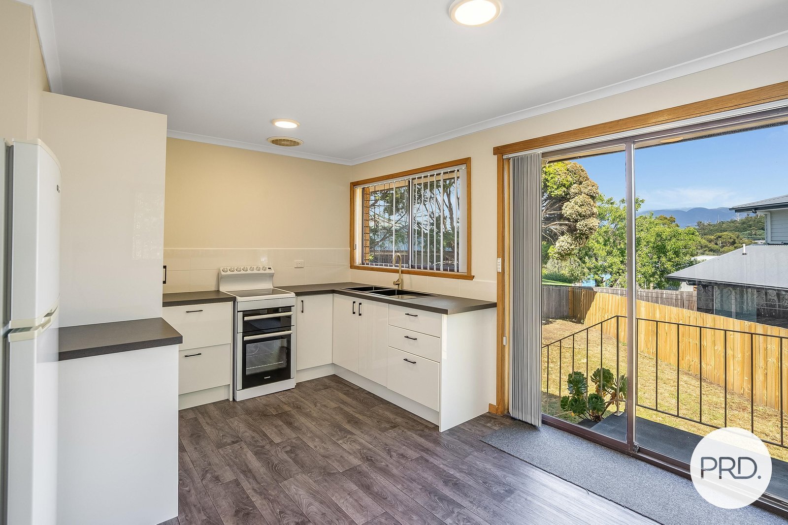 2/120-122 Bligh Street WARRANE 3