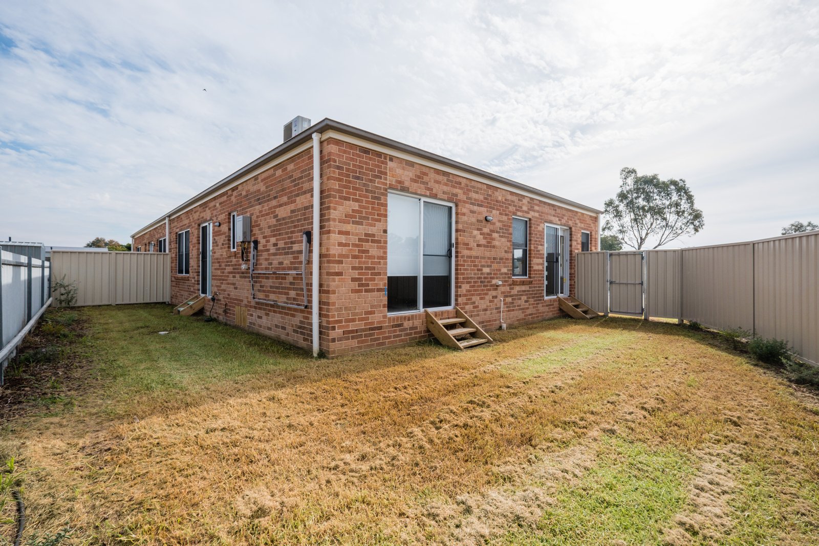 2/120 Alexandra Street EAST ALBURY 8