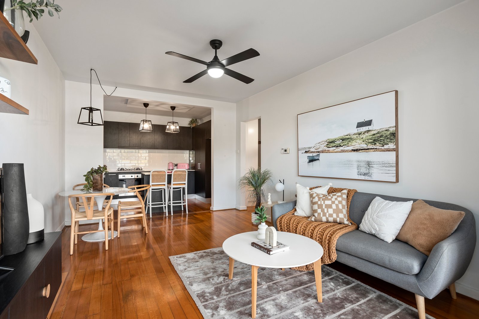 Real Estate and Property in 2/120 Brighton Road, Ripponlea, VIC