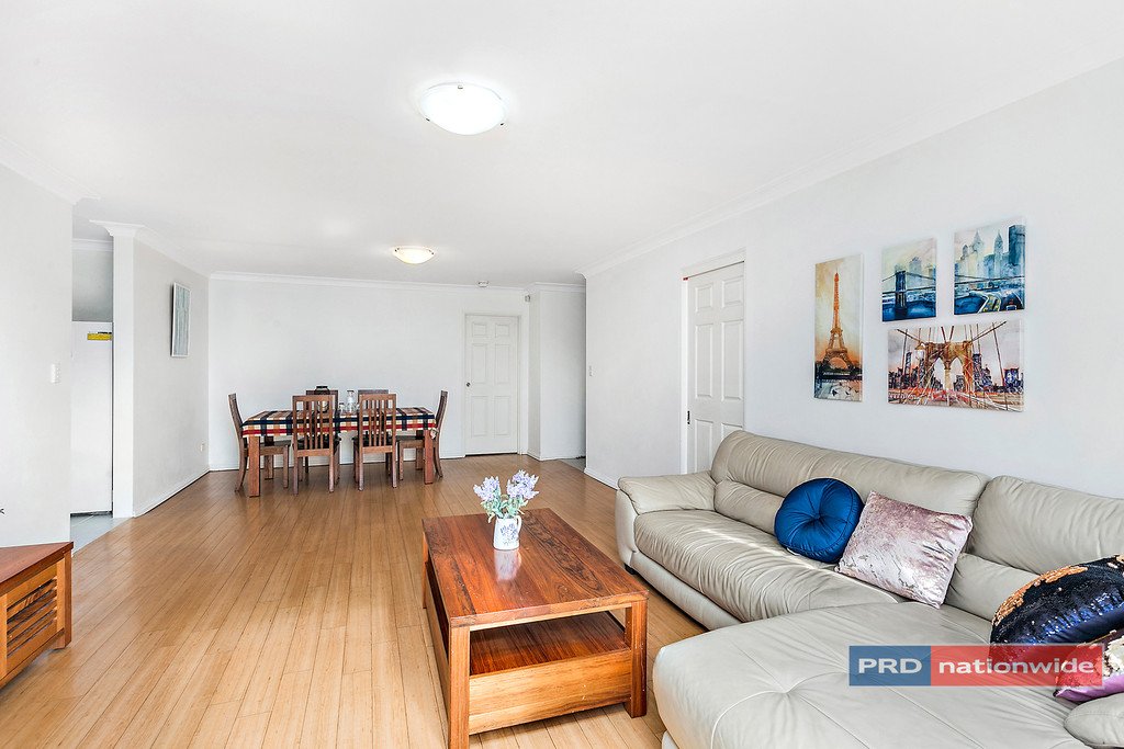 21/20 Dalcassia Street HURSTVILLE 3