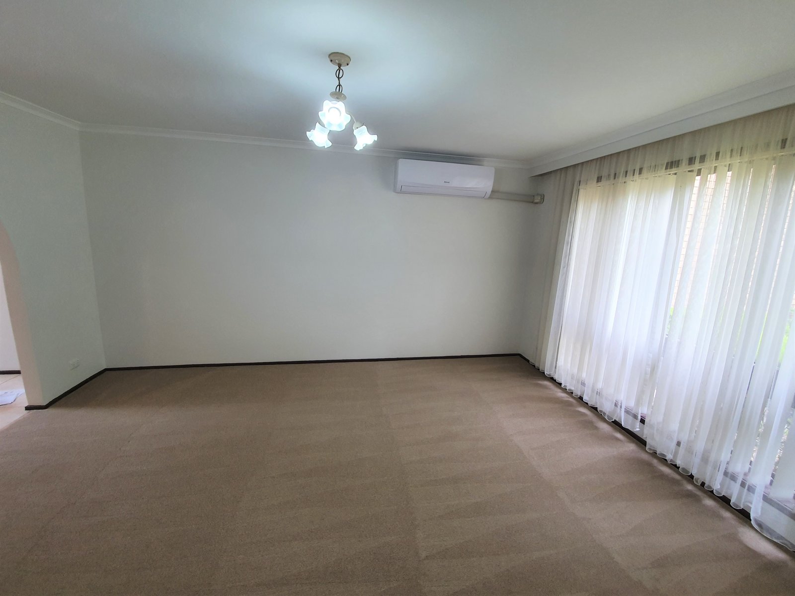 Gallery: 2/120 Ferntree Gully Road