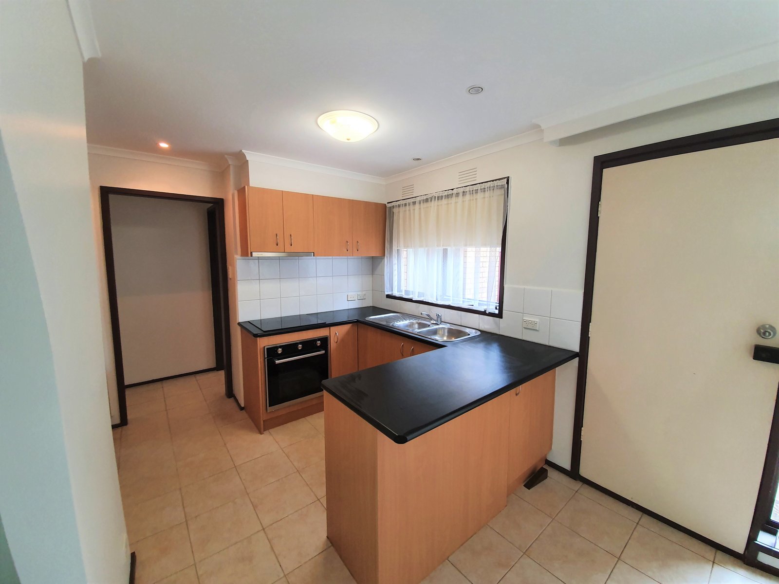 Gallery: 2/120 Ferntree Gully Road