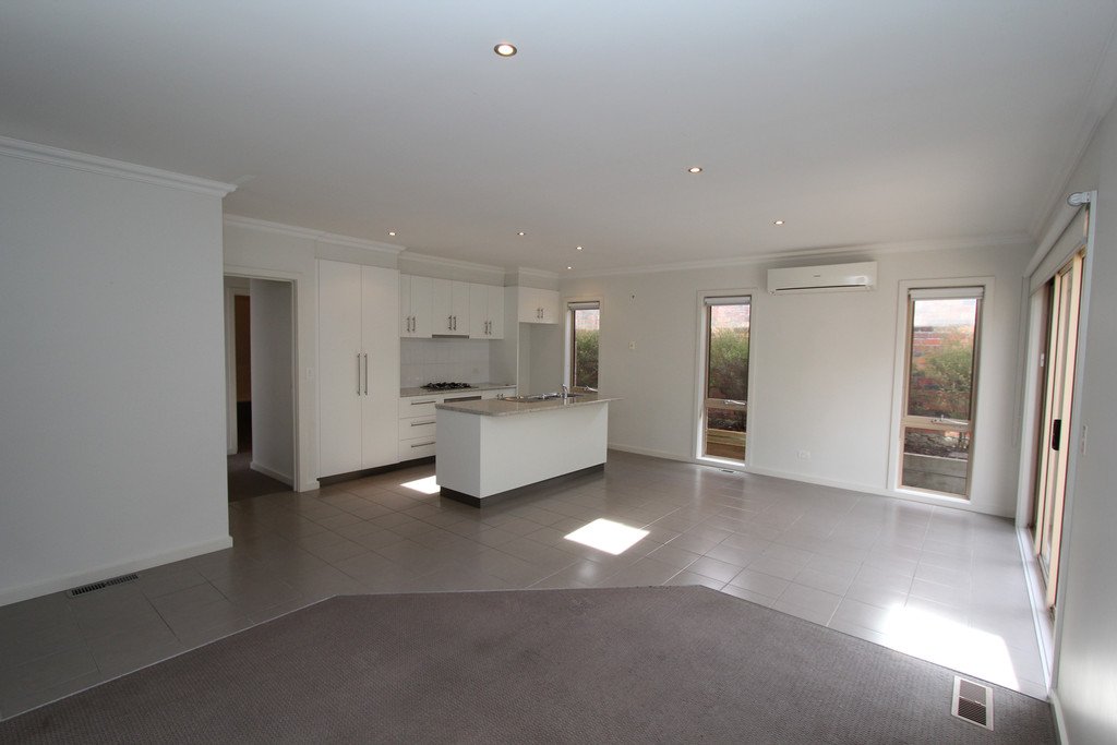 2/1204 Havelock Street BALLARAT NORTH 7