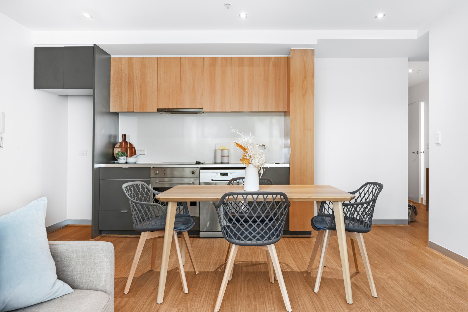 Gallery: 212/1 Danks  Street West