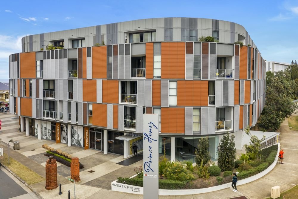 212/1 Pine Avenue LITTLE BAY 10