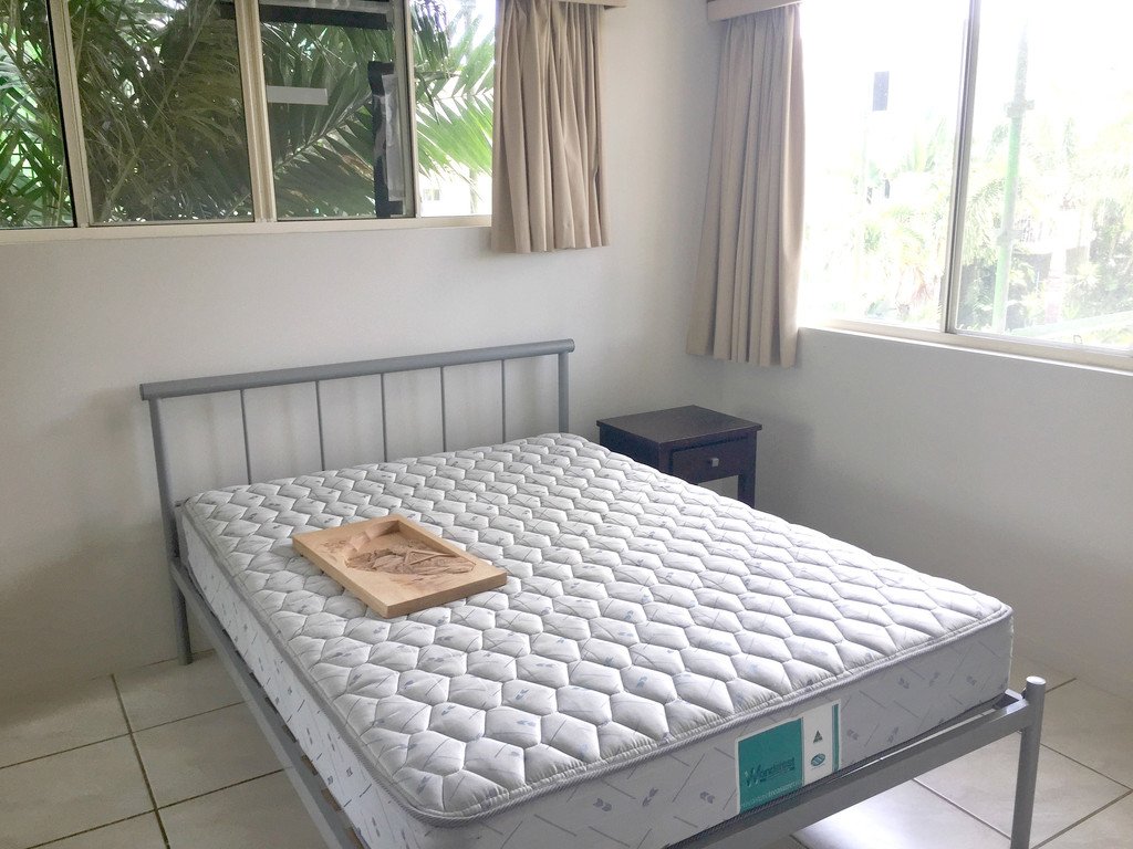 21/21 Shute Harbour Road CANNONVALE 11