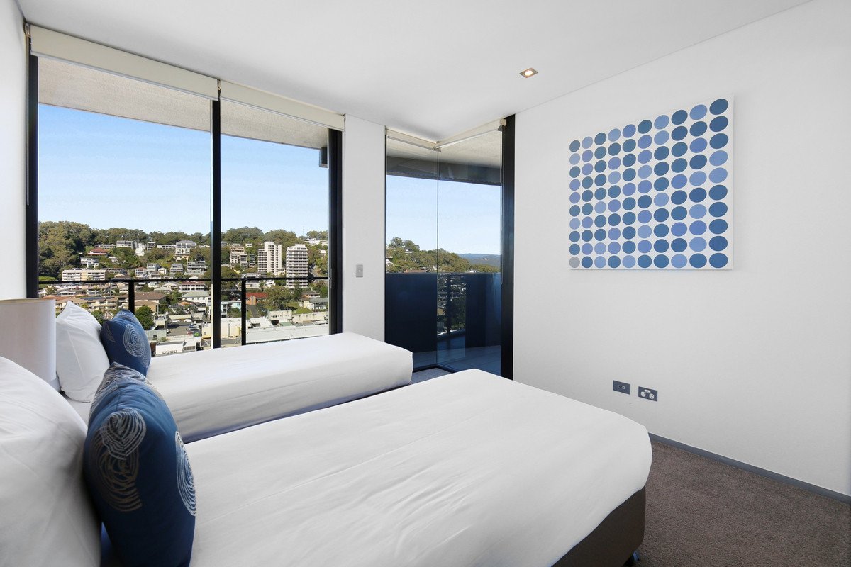 2121/2-14 The Esplanade Burleigh Heads 17