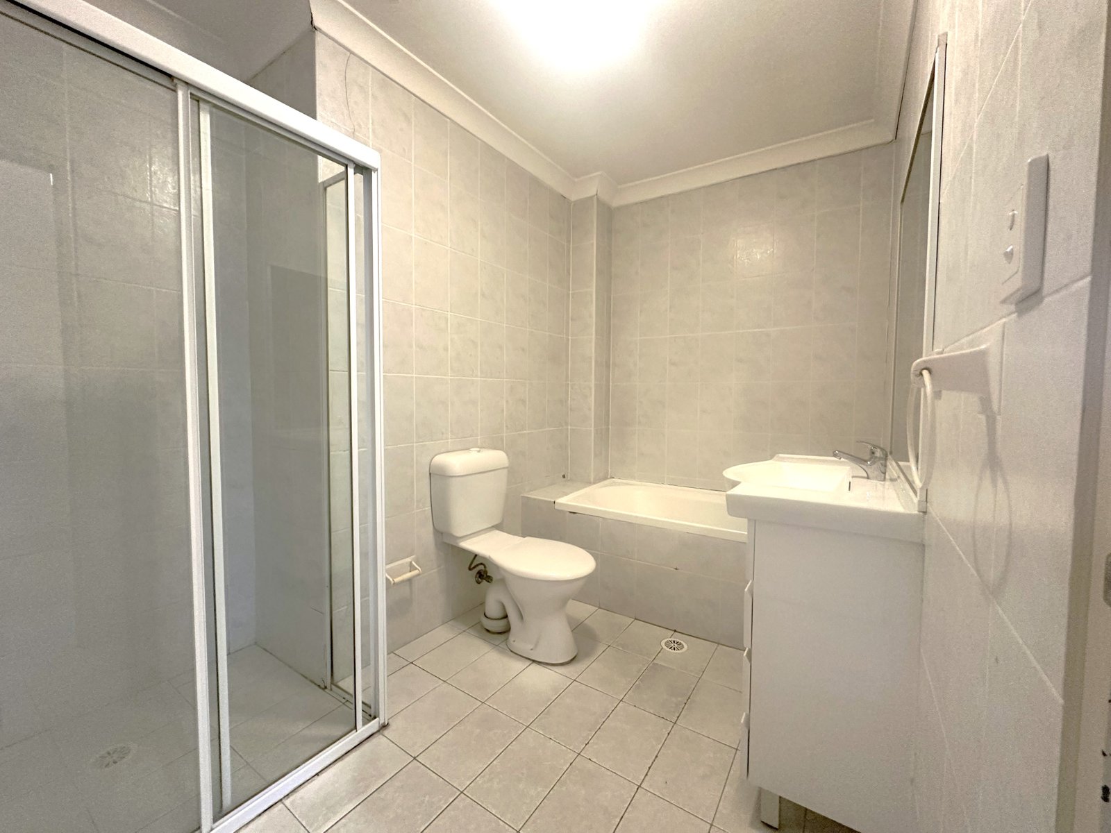 21/22-24 Sarsfield Circuit BEXLEY NORTH 7