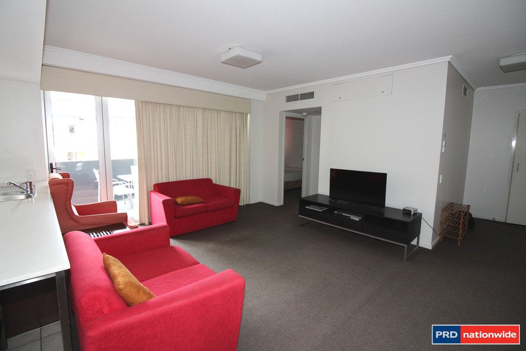 21/22 Barry Pde  FORTITUDE VALLEY 10