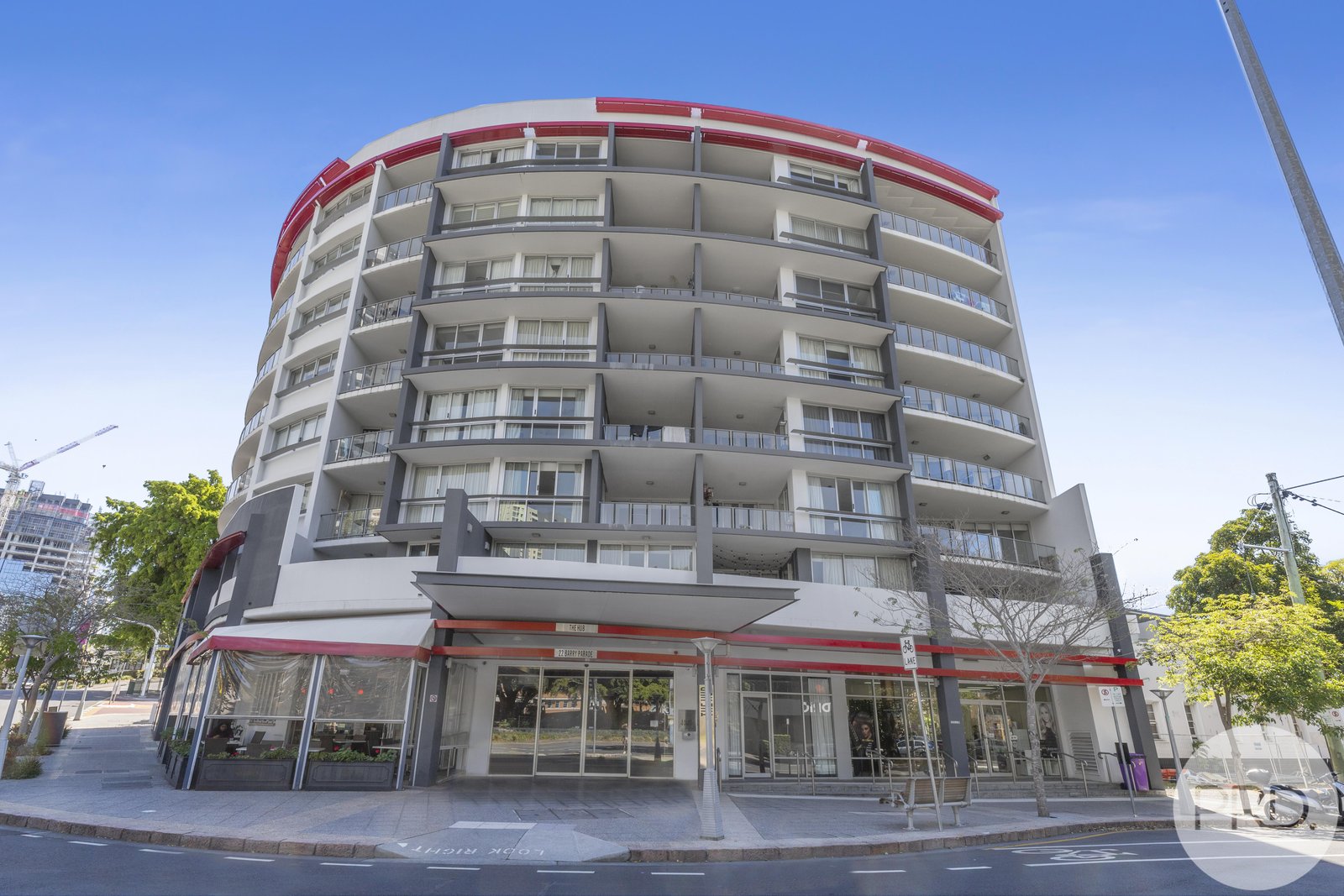21/22 Barry Pde  FORTITUDE VALLEY 1