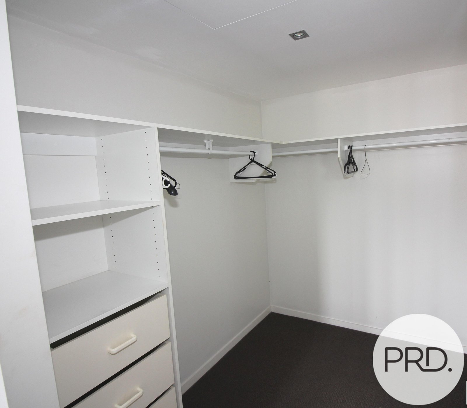 21/22 Barry Pde  FORTITUDE VALLEY 9