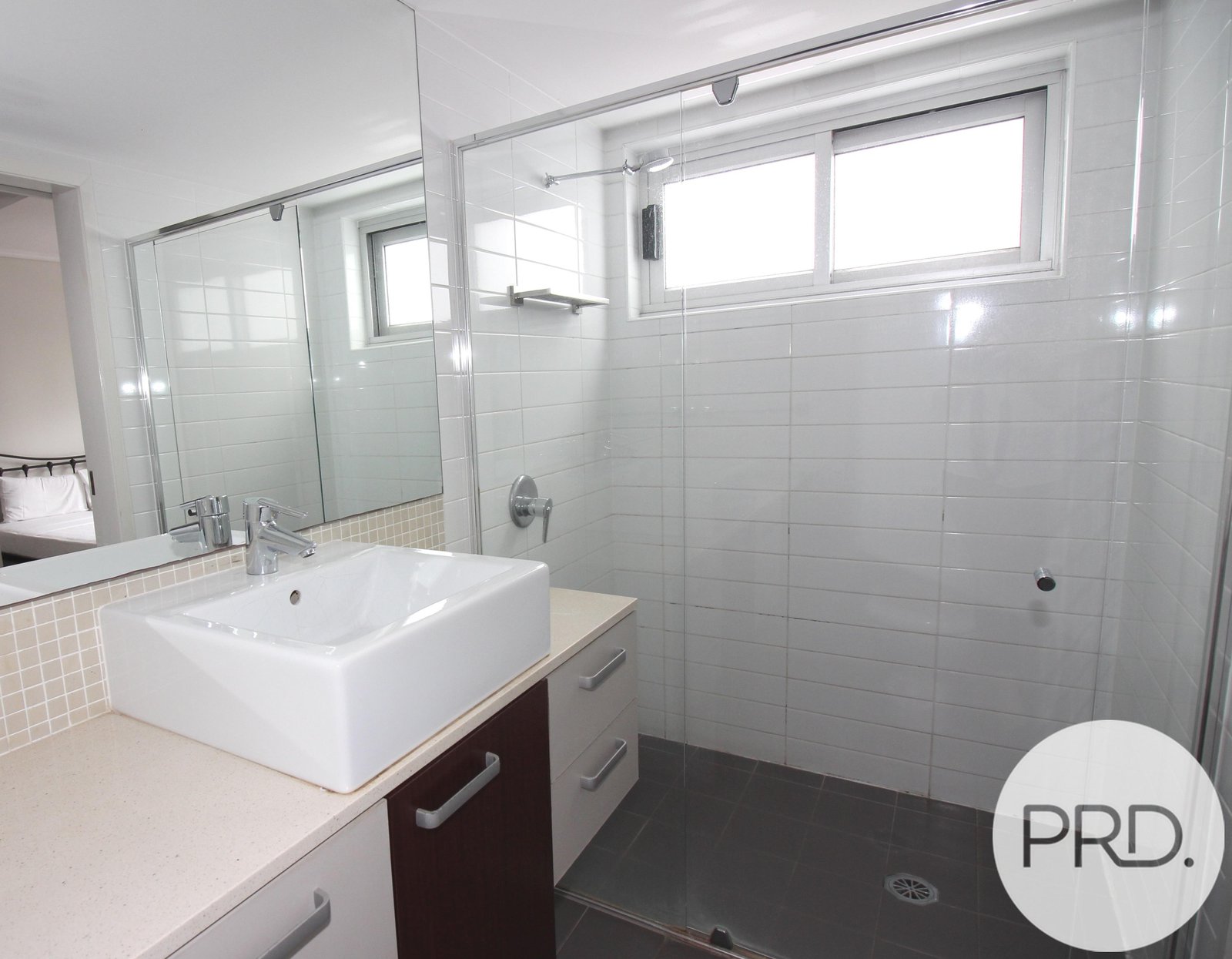 21/22 Barry Pde  FORTITUDE VALLEY 10