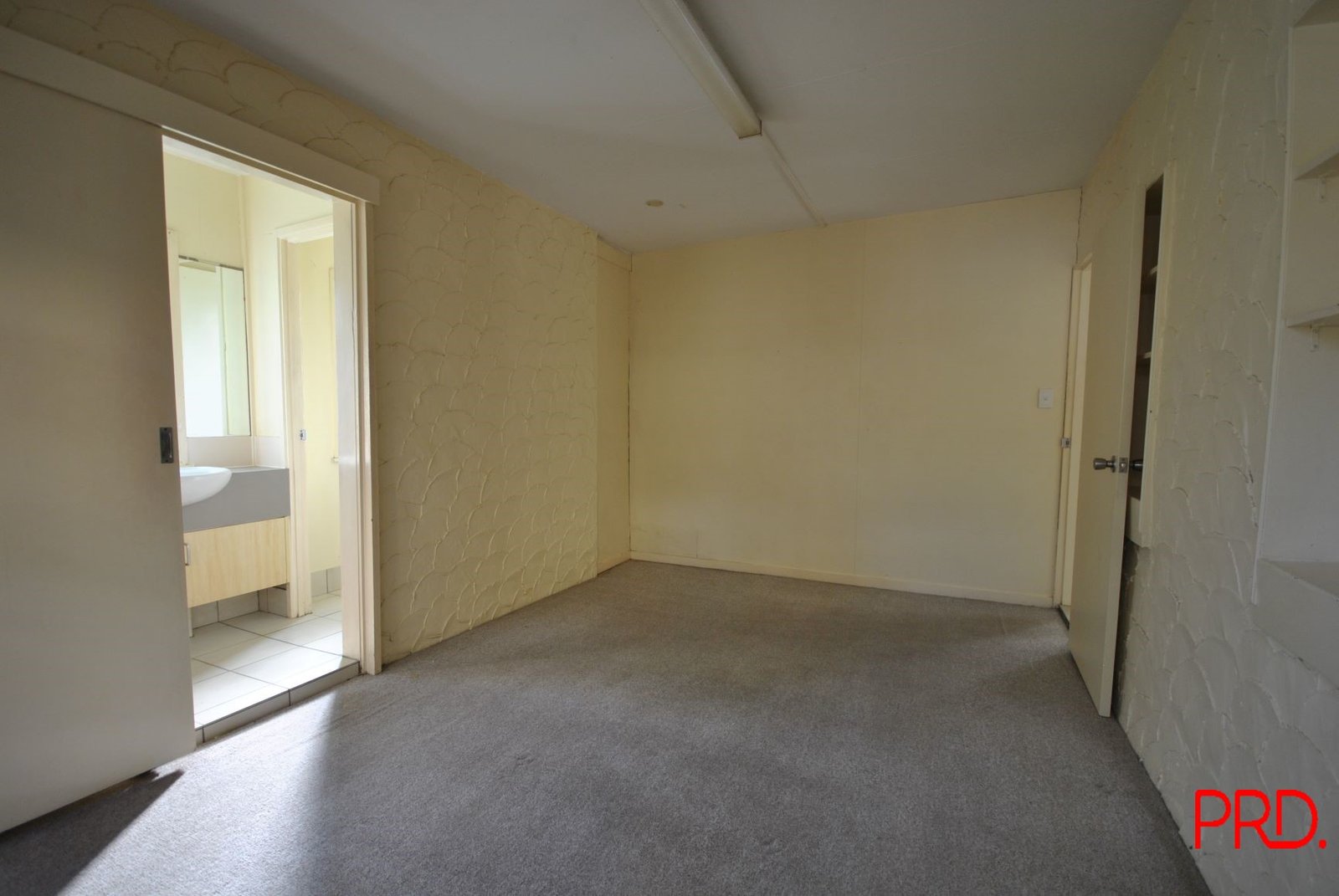 2/122 Hedges Ave  MERMAID BEACH 6