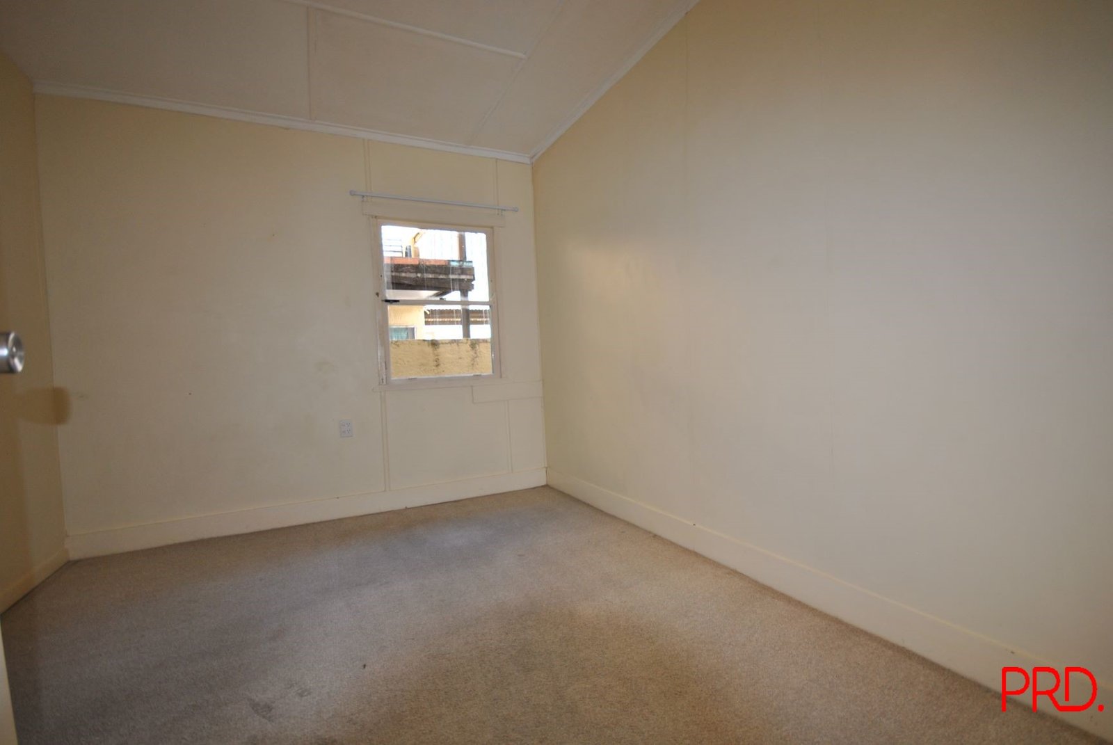 2/122 Hedges Ave  MERMAID BEACH 7
