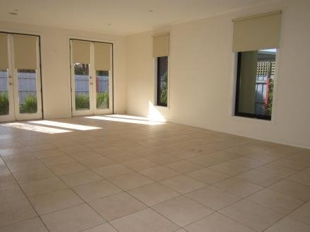 Gallery: 2/1227 Nepean Highway