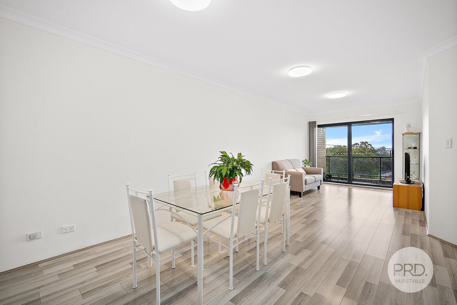 21/24-28 Millett Street HURSTVILLE 4
