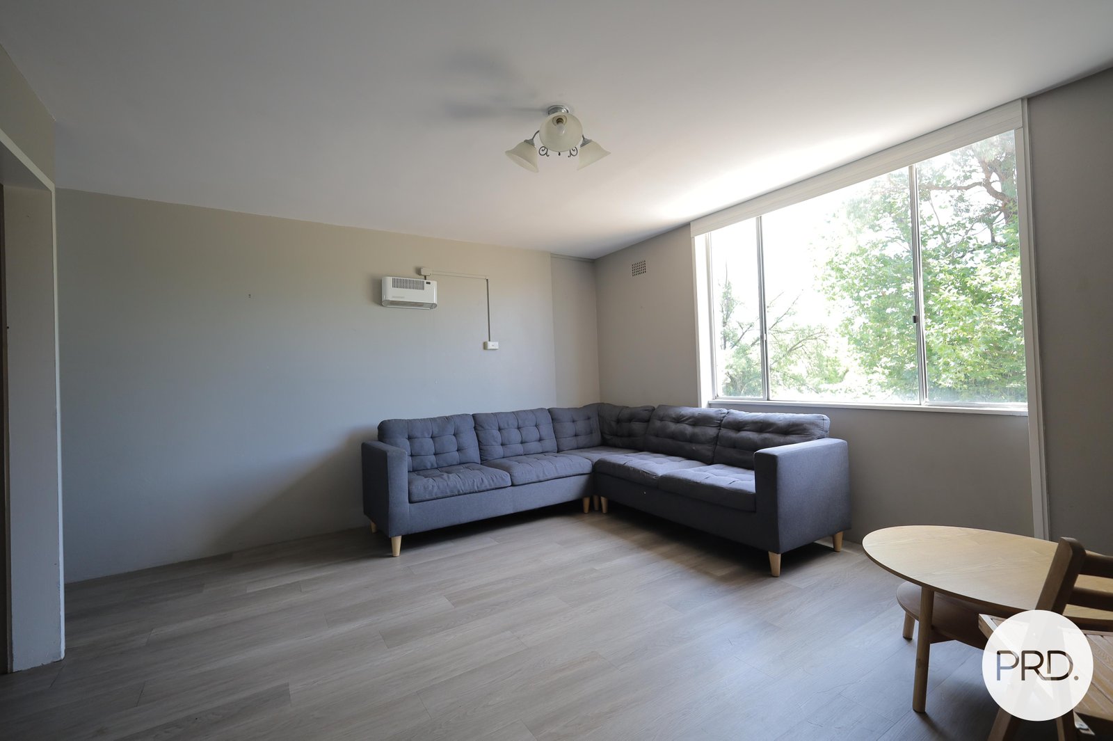 2/124 Margaret Street ORANGE 1