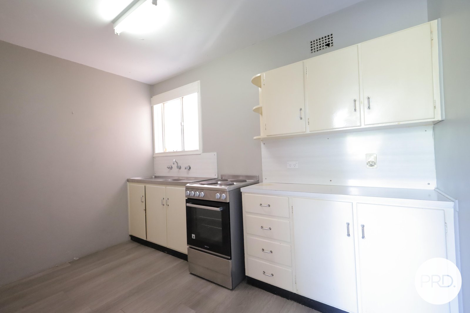 2/124 Margaret Street ORANGE 5