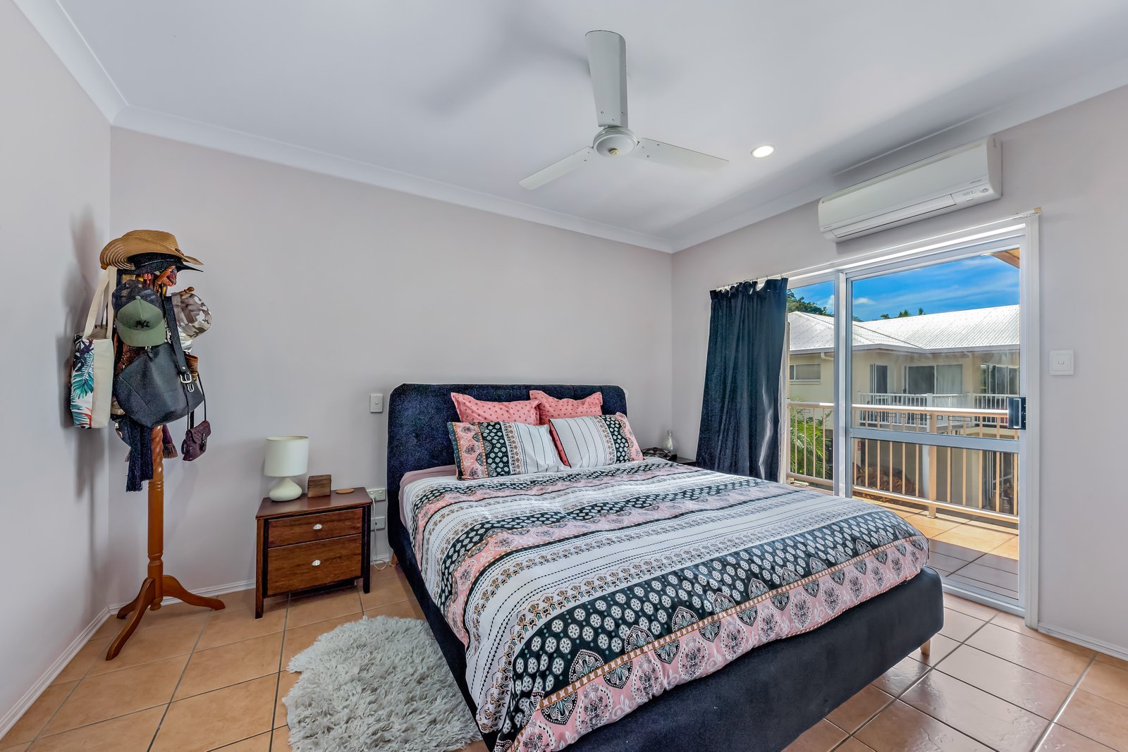 21/24 Pandanus Drive CANNONVALE 5