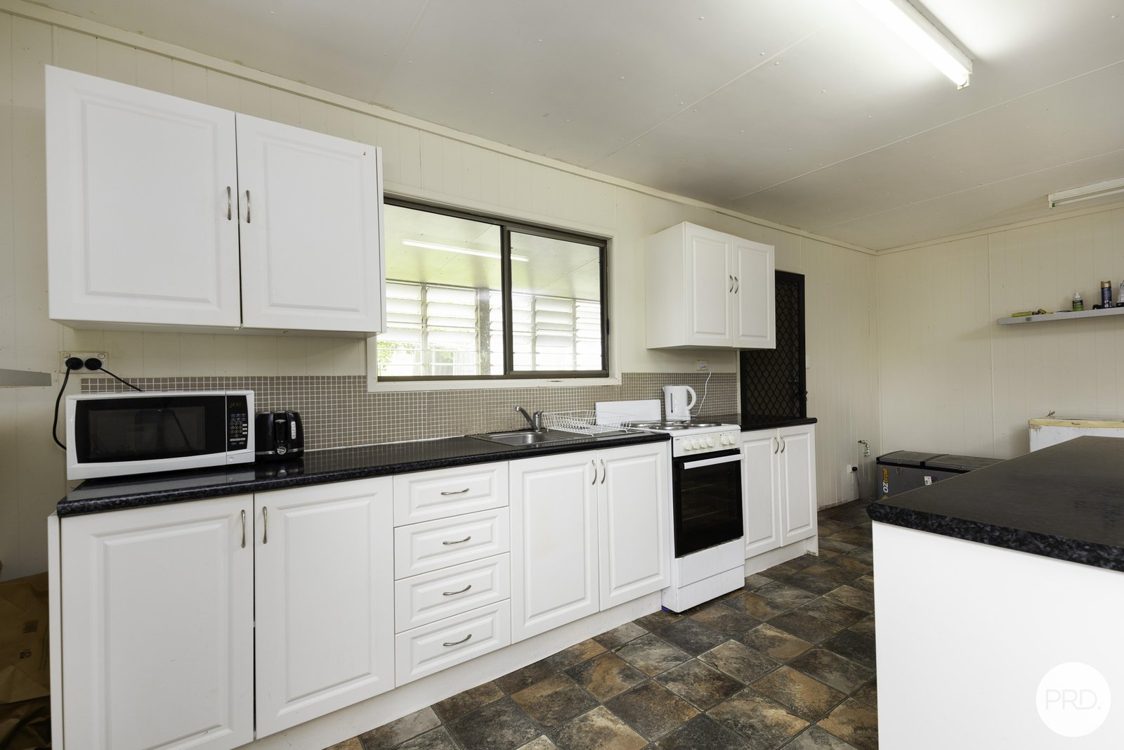 2124 Yakapari - Seaforth Rd,  SEAFORTH 6