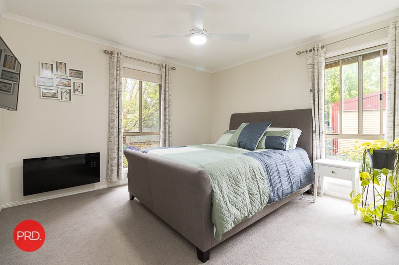 2/124A Ellendon Street BUNGENDORE 9