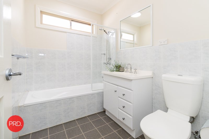2/124A Ellendon Street BUNGENDORE 11