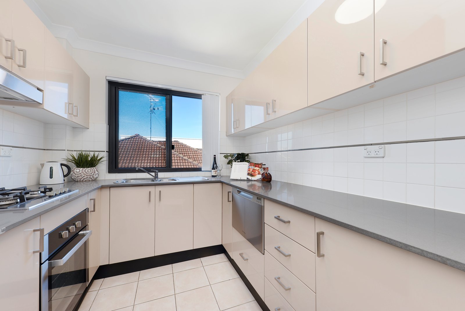 21/25-29 Bond Street MAROUBRA 2