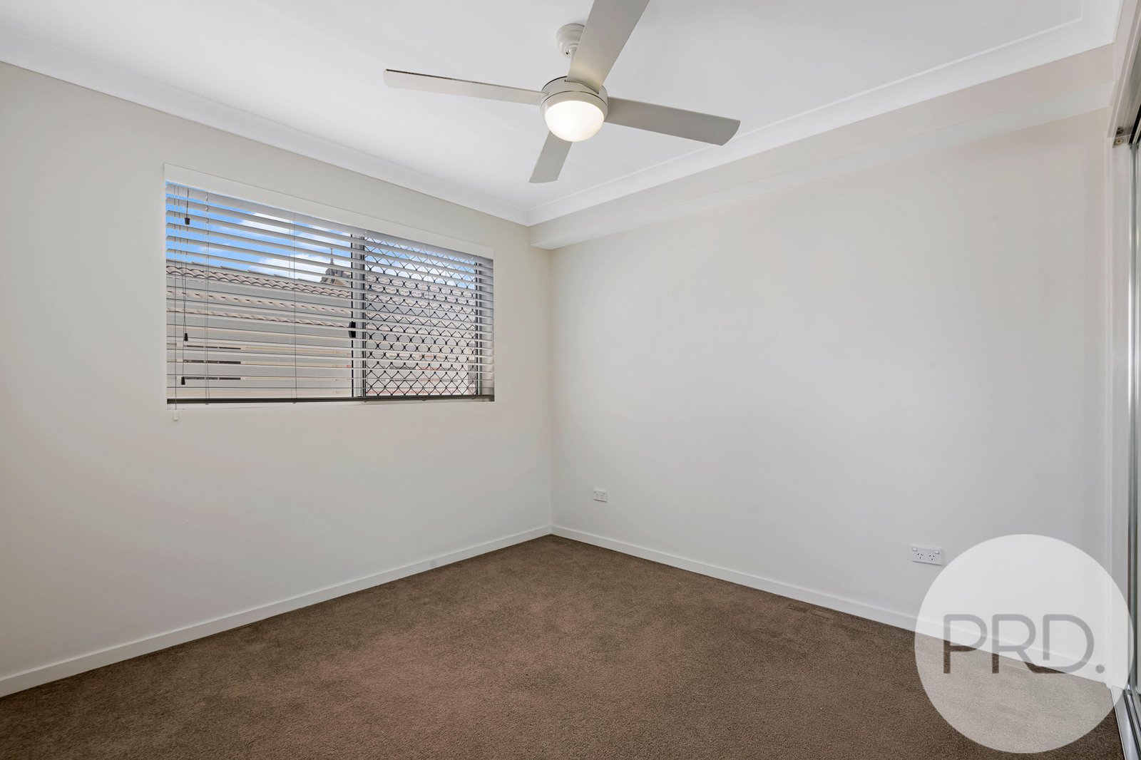 2/125 Franz Road CLAYFIELD 8