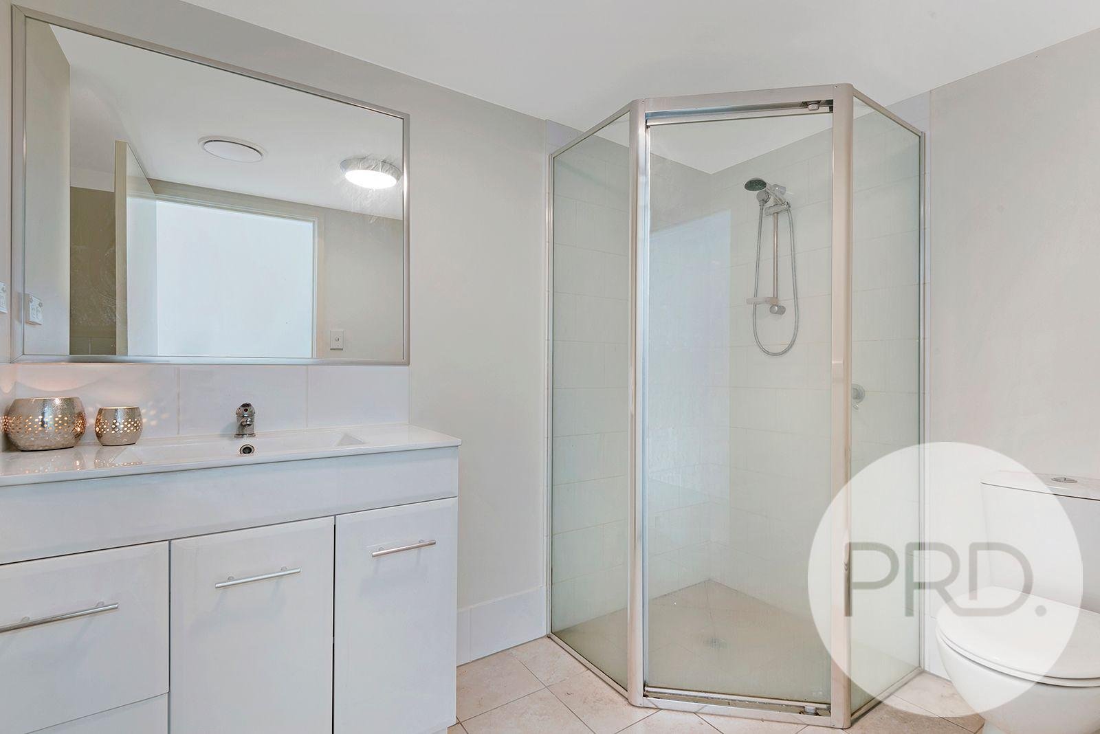 2/125 Franz Road CLAYFIELD 9