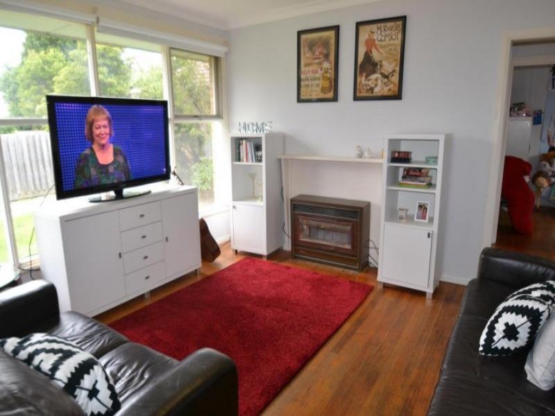 Gallery: 2/126 Centre Dandenong Road