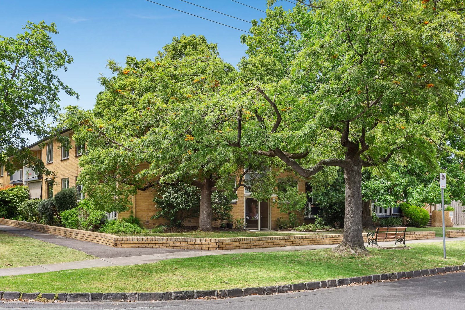 Real Estate and Property in 2/126 Wattle Valley Rd , Camberwell, VIC
