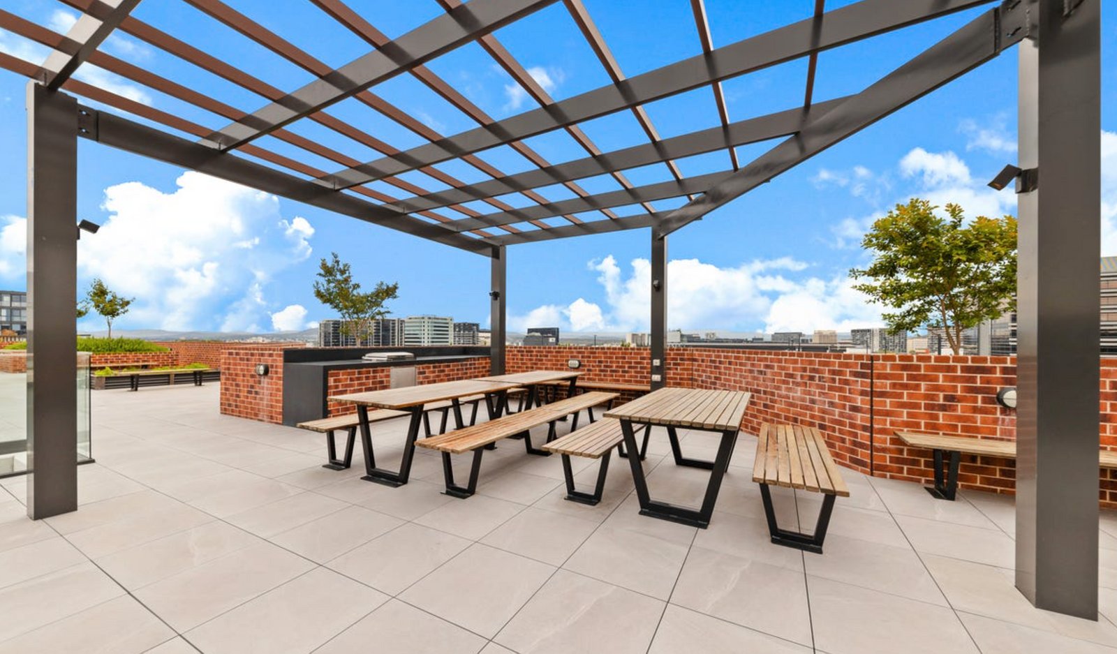 212/65 Cooyong Street BRADDON 12