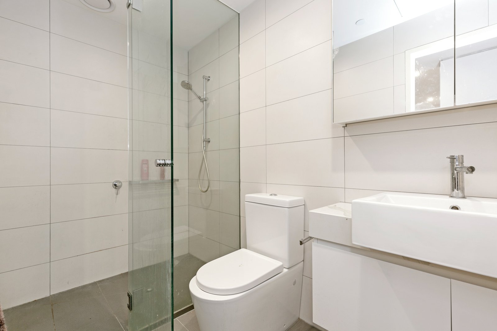 212/7 Red Hill Terrace, Doncaster East, 3109