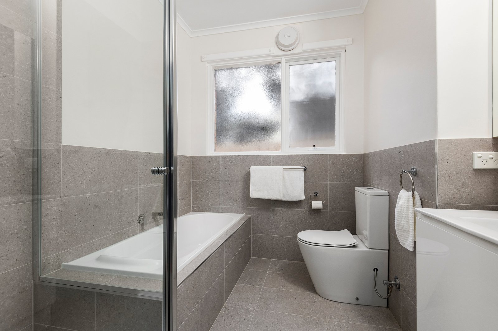 2/1277 Toorak Road, Camberwell, 3124