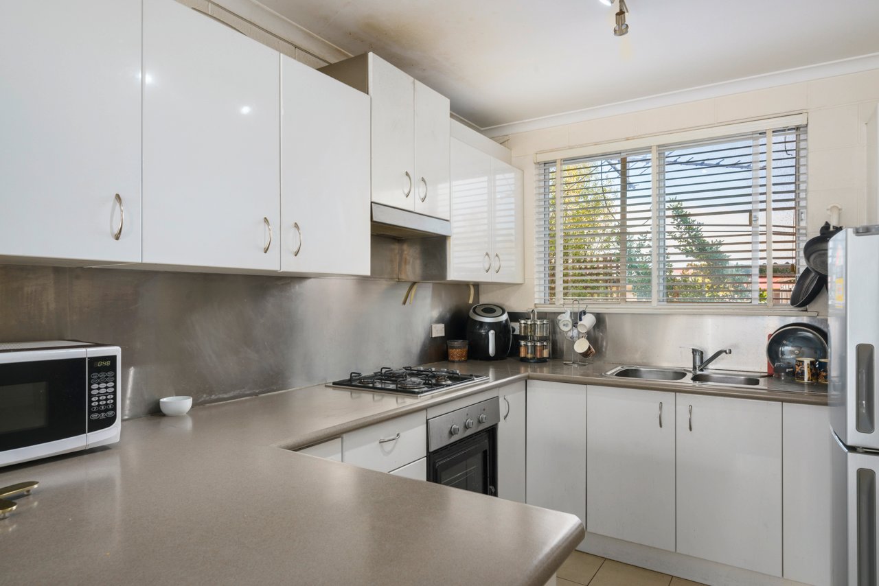 2/127A Hopkins Street MOONAH 2