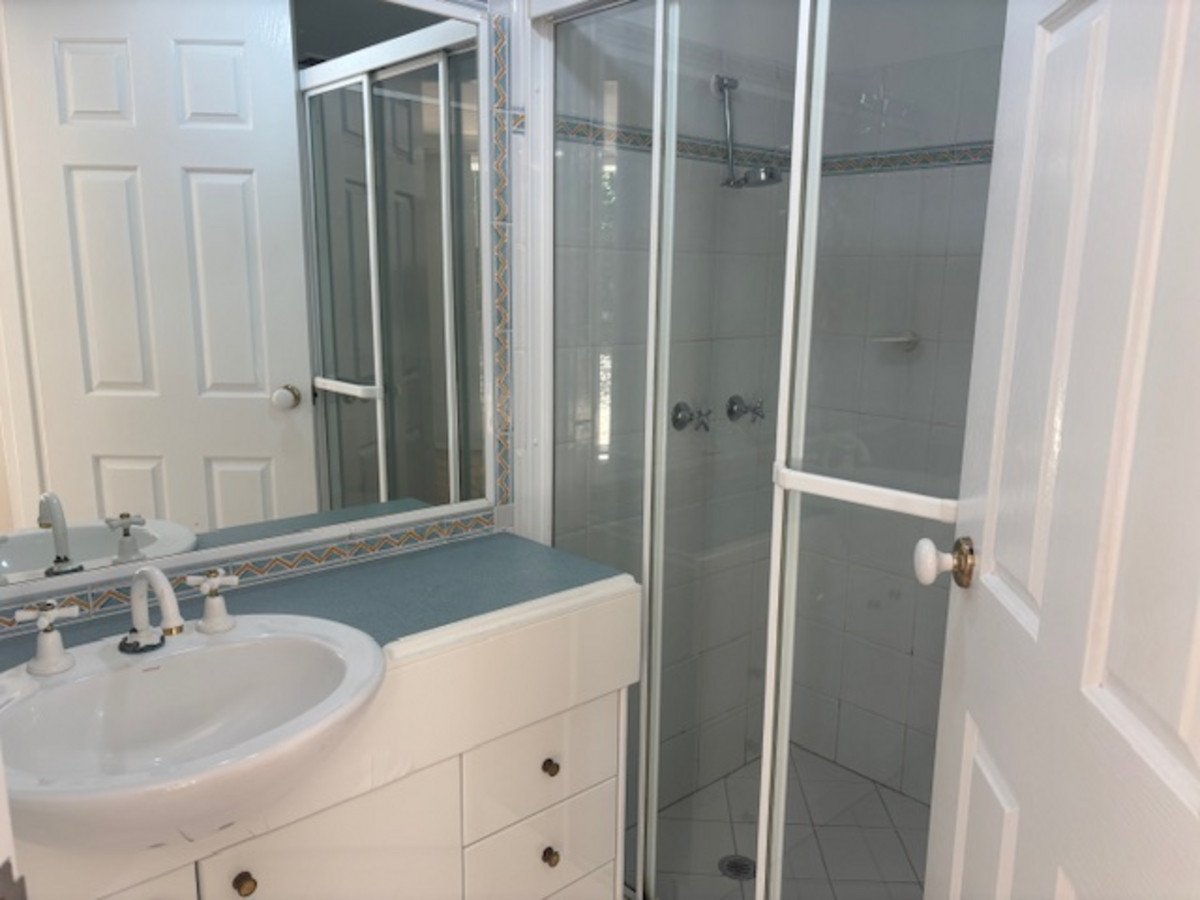 21/28 Chairlift Avenue MIAMI 11