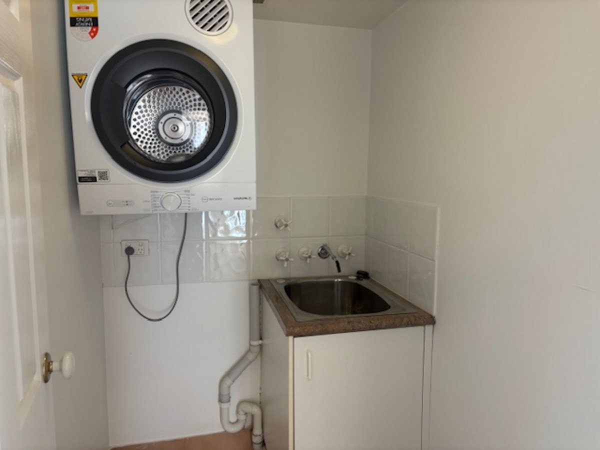 21/28 Chairlift Avenue MIAMI 13