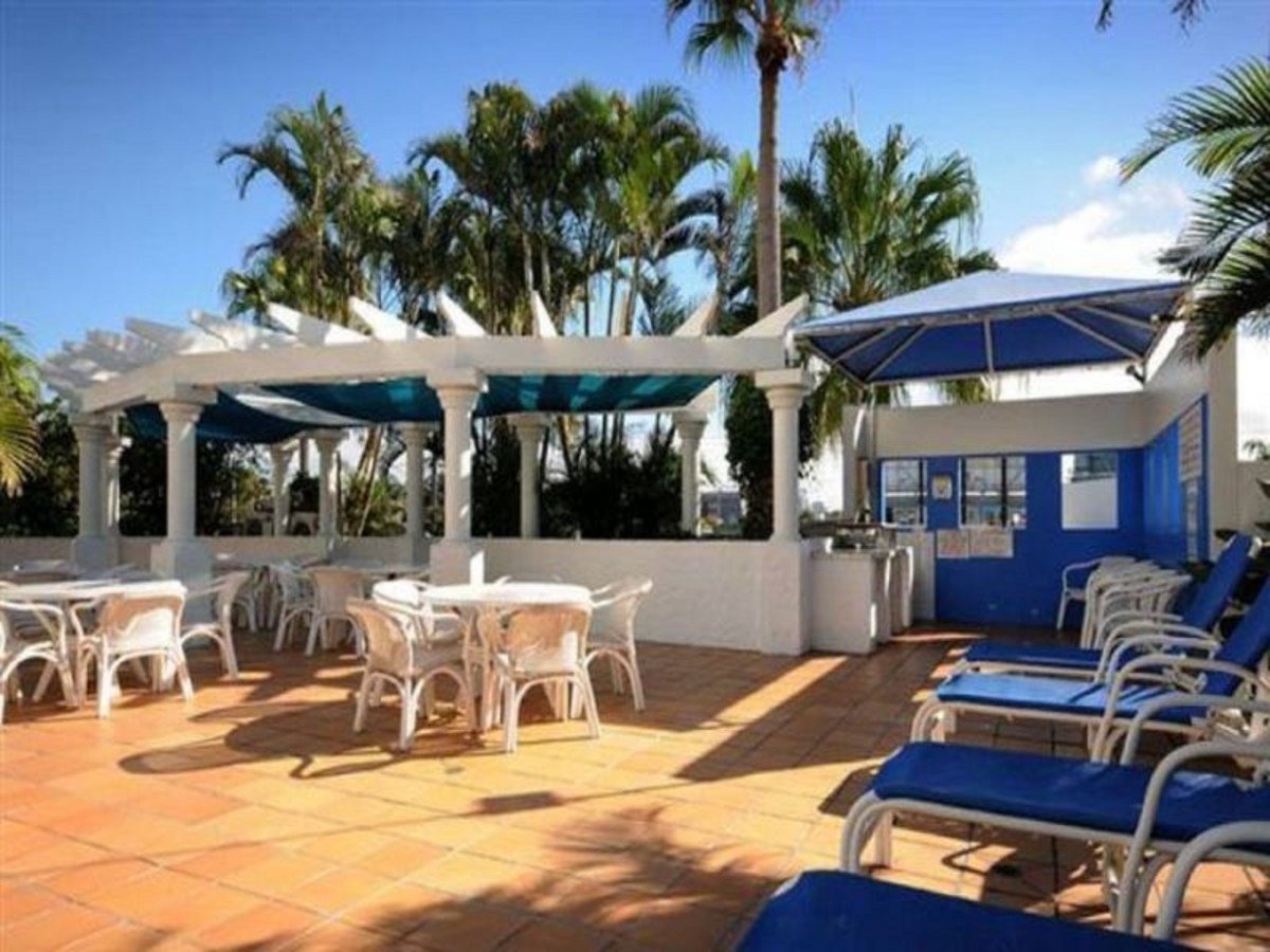 21/28 Chairlift Avenue MIAMI 4