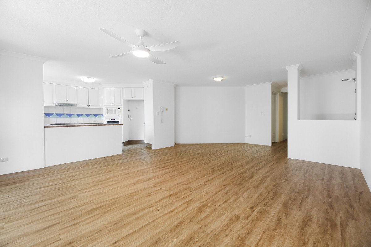 21/28 Chairlift Avenue MIAMI 3