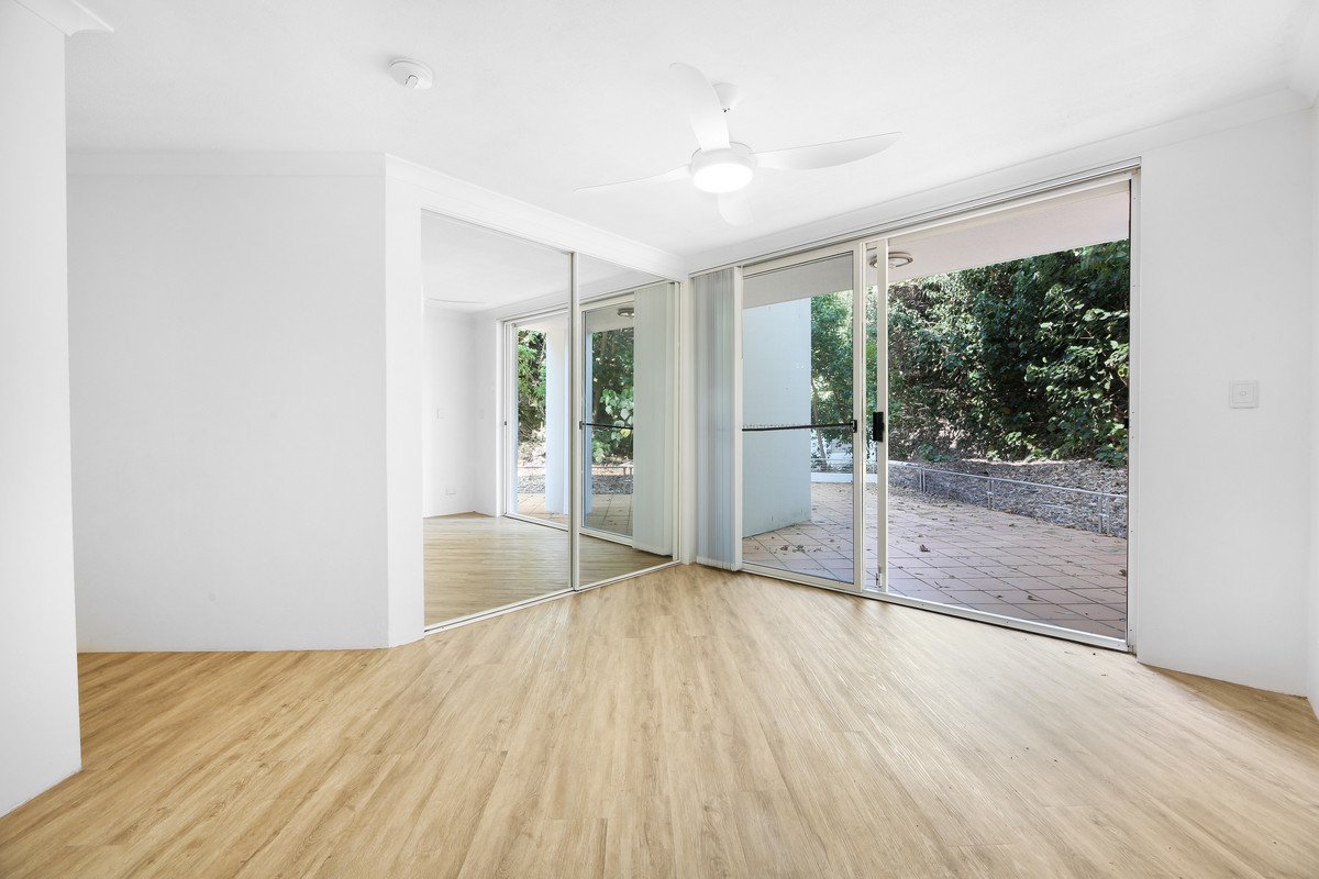 21/28 Chairlift Avenue MIAMI 8