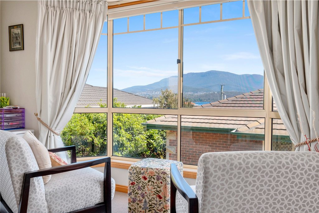 2/128 East Derwent Highway LINDISFARNE 5