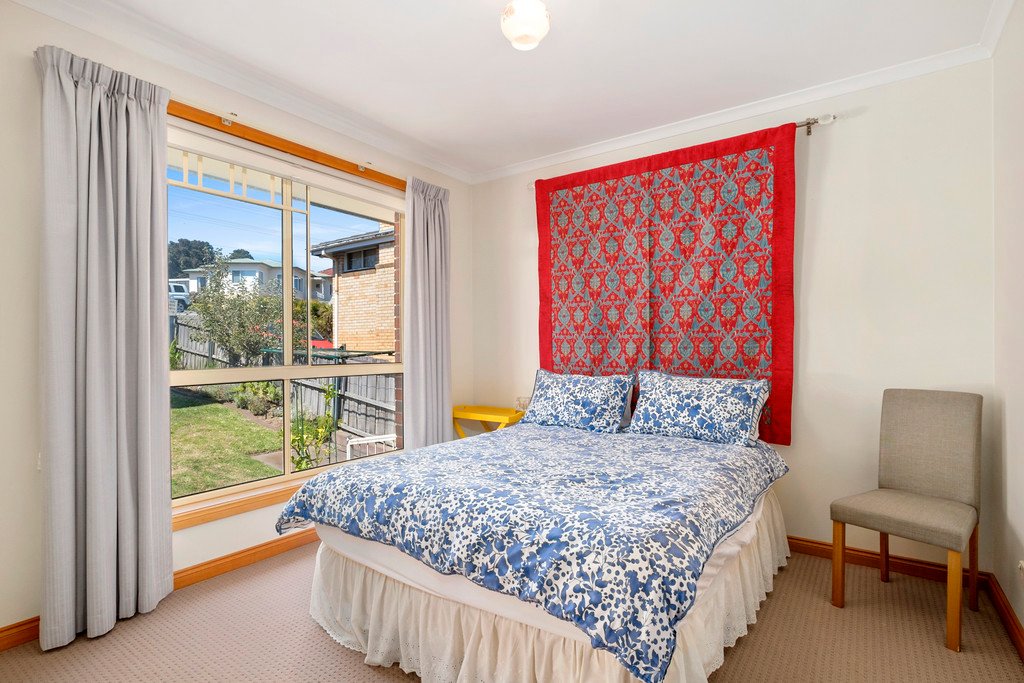 2/128 East Derwent Highway LINDISFARNE 10