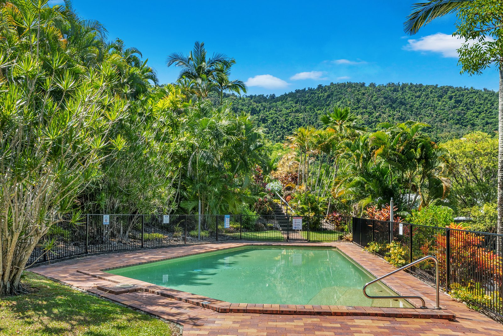 21/28 Island Drive CANNONVALE 13