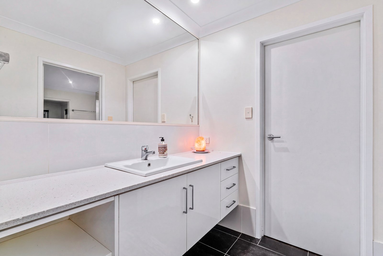 2/128 Jacaranda Avenue TWEED HEADS WEST 8