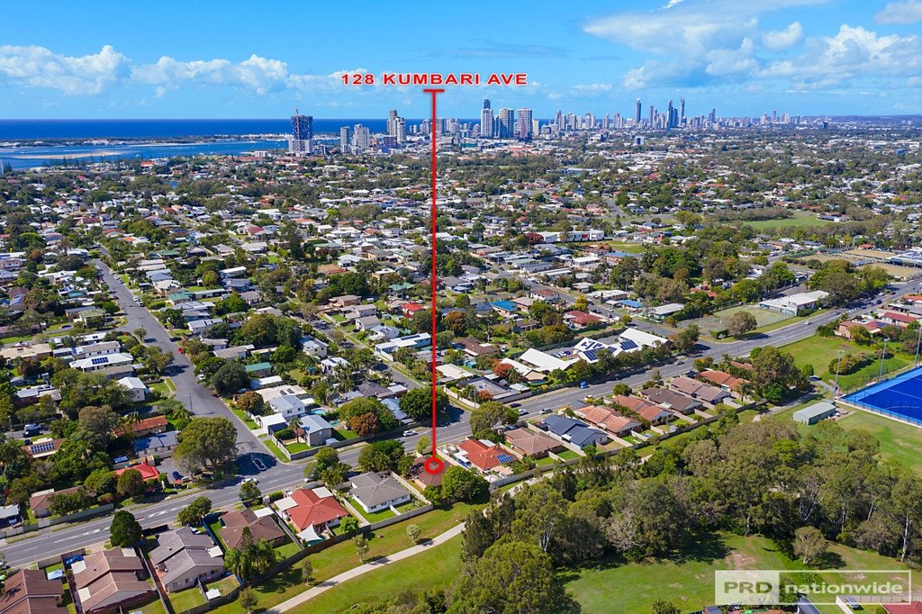 2/128 Kumbari Avenue LABRADOR 12