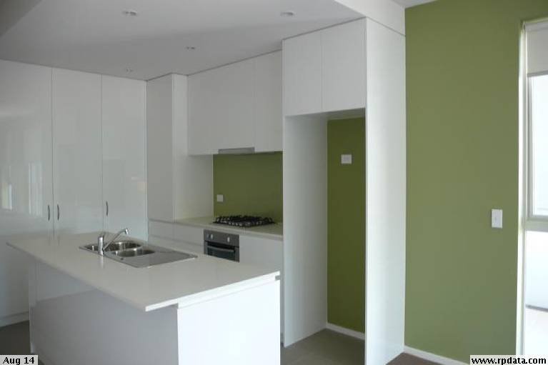 Gallery: 212/8 Power Avenue