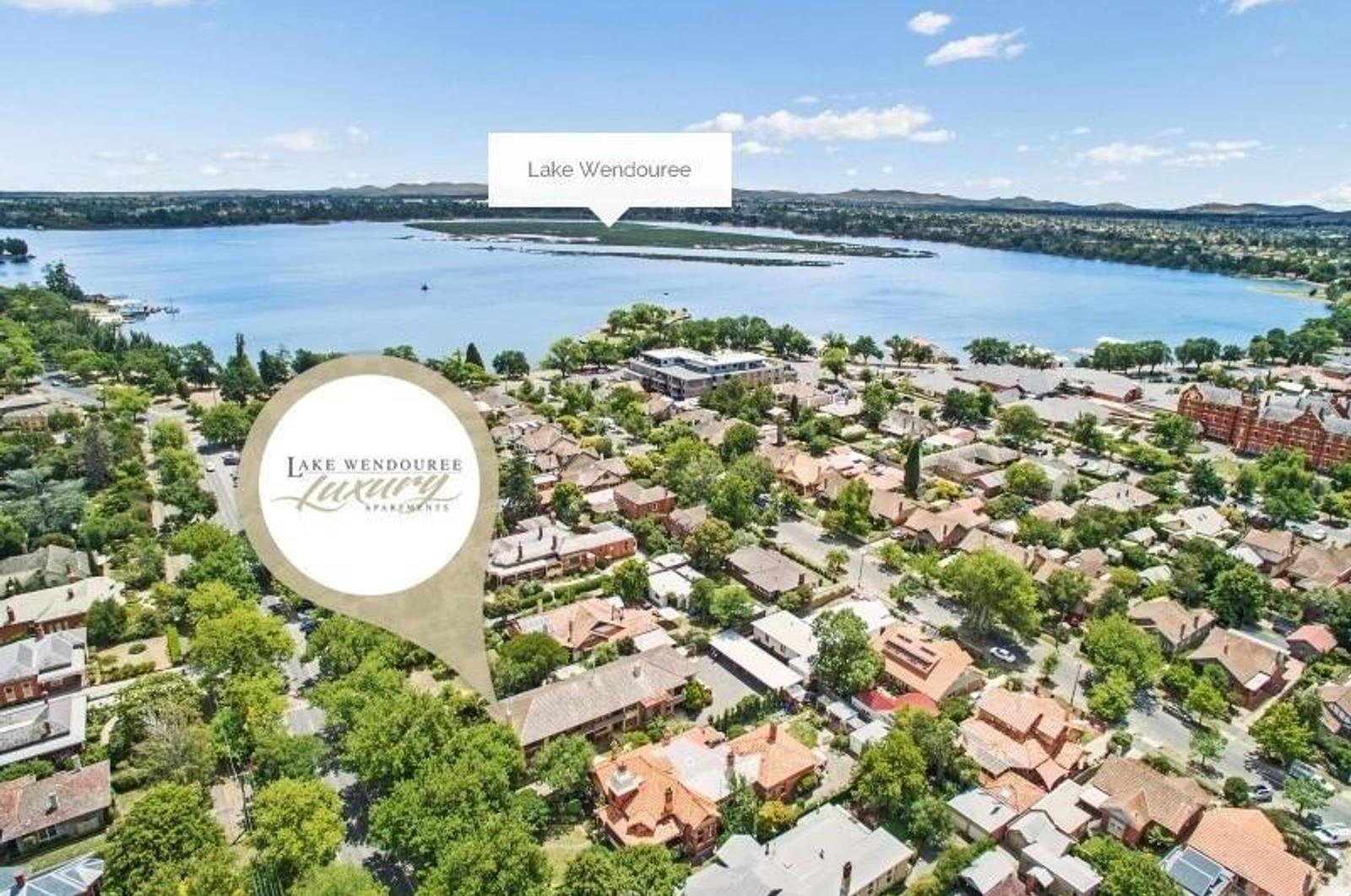 2/128 Webster Street LAKE WENDOUREE 2