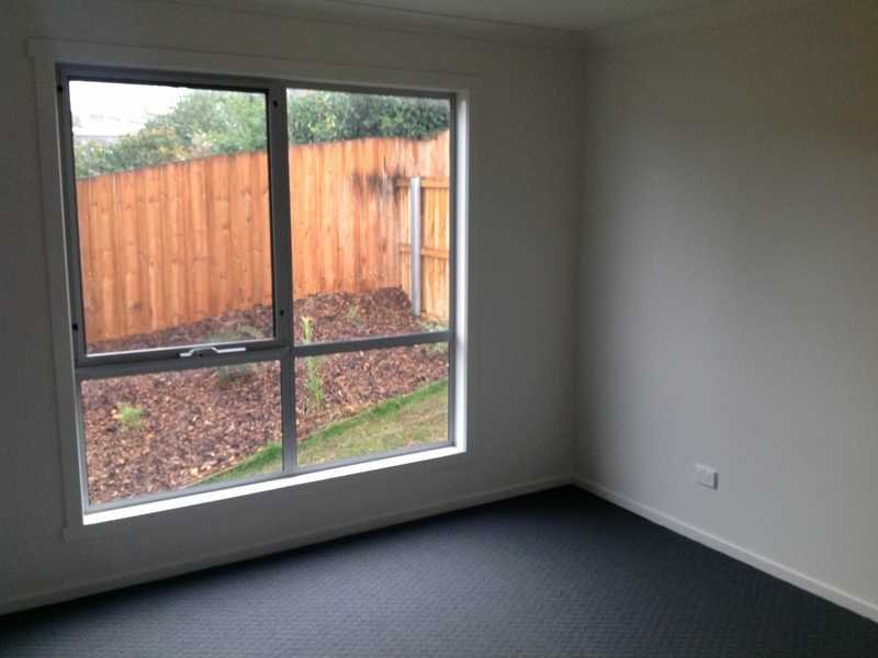 2/12a Abbotsfield Road CLAREMONT 7