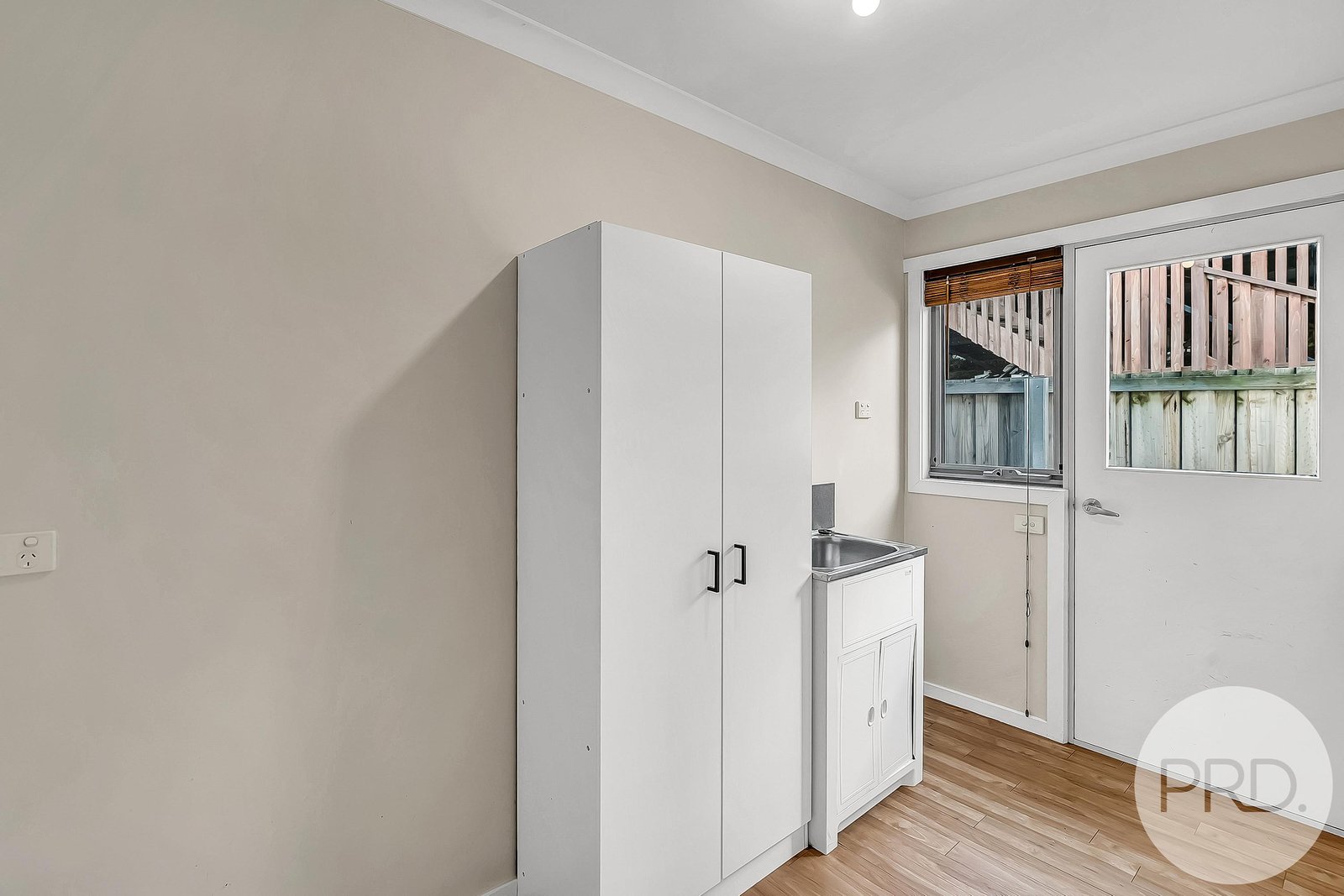 2/12a Abbotsfield Road CLAREMONT 8