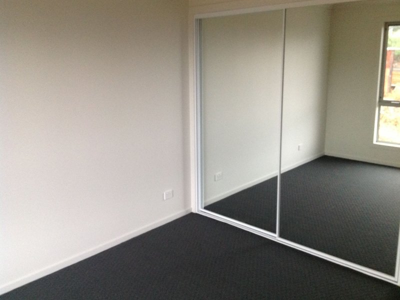 2/12a Abbotsfield Road CLAREMONT 6